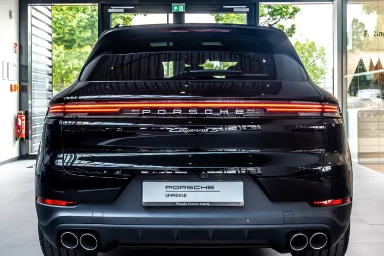 Porsche Cayenne din 2025 cu 7.900 km - oferta POR113577 - foto 6