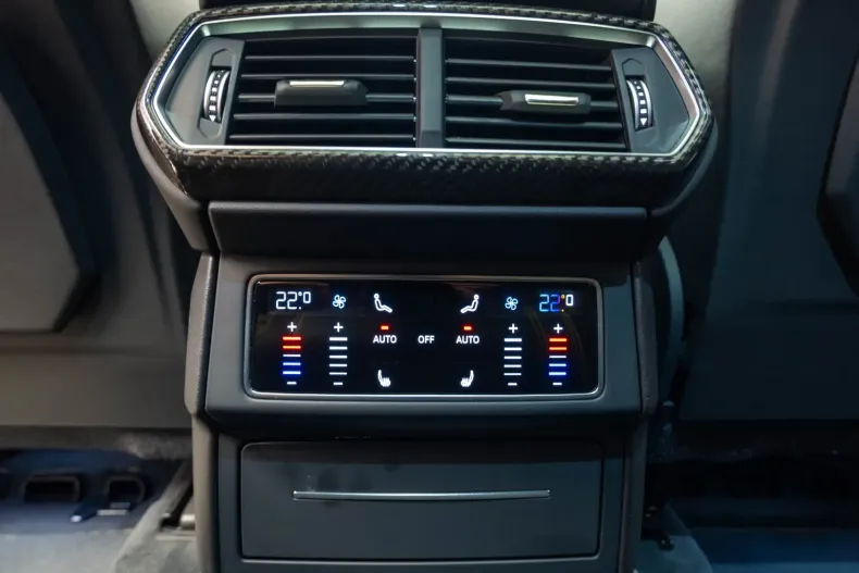 Lamborghini Urus din 2020 cu 45.000 km - oferta LAM113579 - foto 22