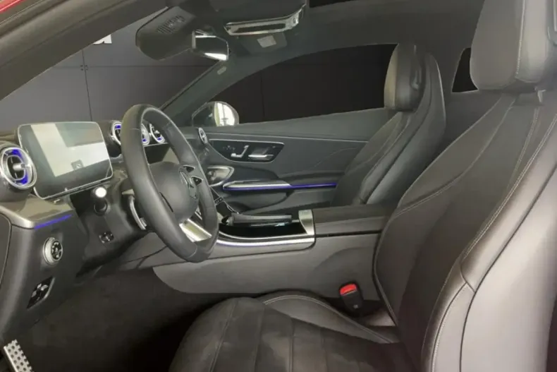 Mercedes-Benz CLE 300 din 2024 cu 6.350 km - oferta MER113584 - foto 17