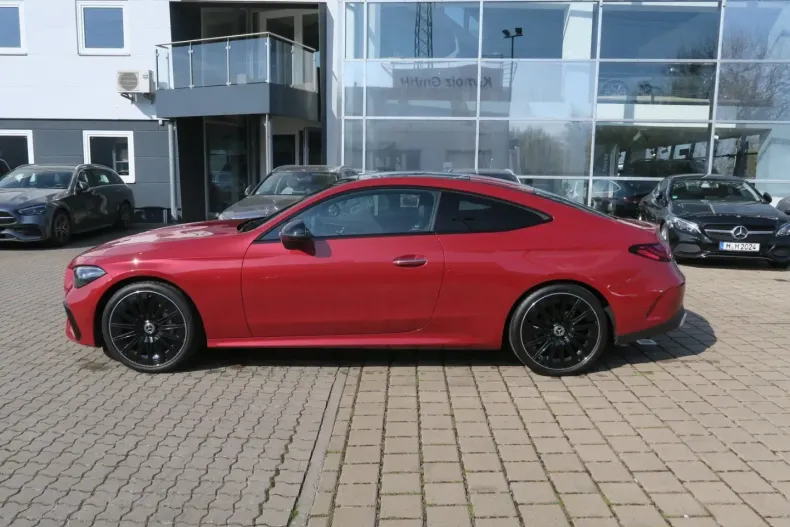 Mercedes-Benz CLE 200 din 2023 cu 19.141 km - oferta MER113585 - foto 3