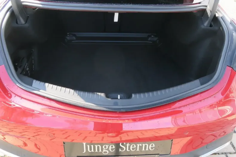 Mercedes-Benz CLE 200 din 2023 cu 19.141 km - oferta MER113585 - foto 8