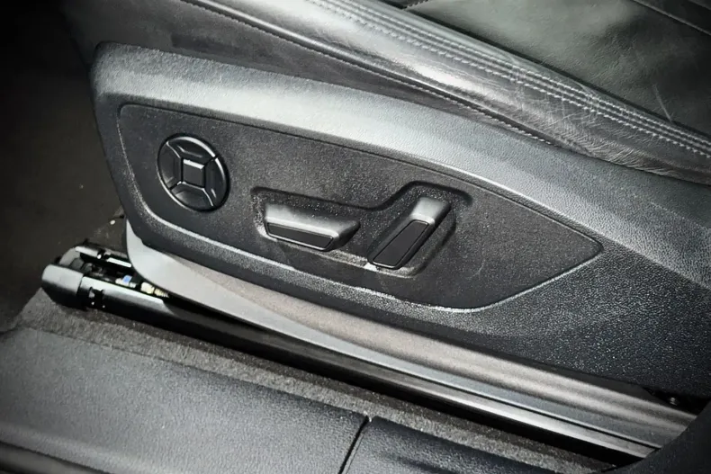 Audi Q3 din 2021 cu 88.333 km - oferta AUD113596 - foto 10