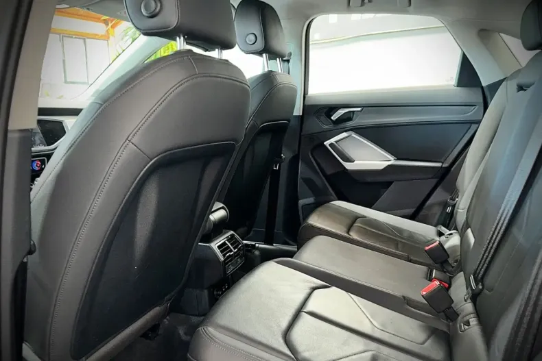 Audi Q3 din 2021 cu 88.333 km - oferta AUD113596 - foto 12