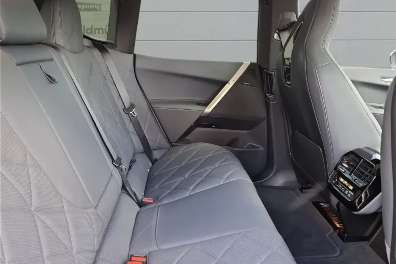 BMW iX din 2023 cu 41.713 km - oferta BMW113599 - foto 8