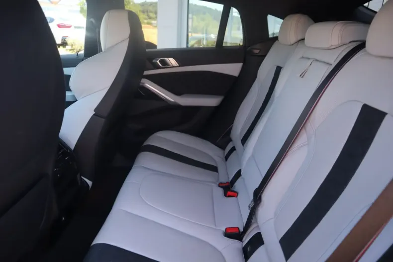 BMW X6 M din 2022 cu 70.641 km - oferta BMW113602 - foto 6