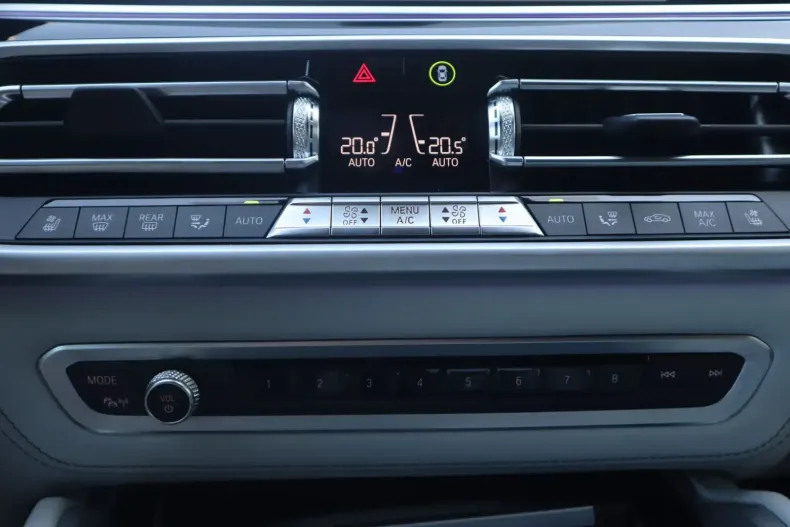 BMW X6 M din 2022 cu 70.641 km - oferta BMW113602 - foto 9