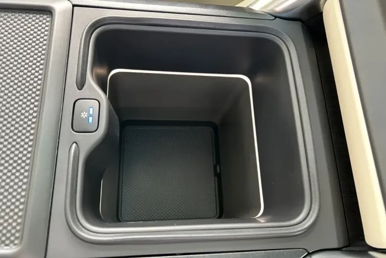 Land Rover Range Rover din 2025 cu 10 km - oferta LAN113604 - foto 13