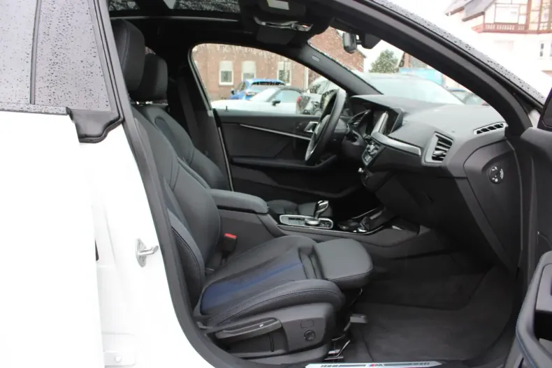 BMW 218 din 2024 cu 8.900 km - oferta BMW113605 - foto 14