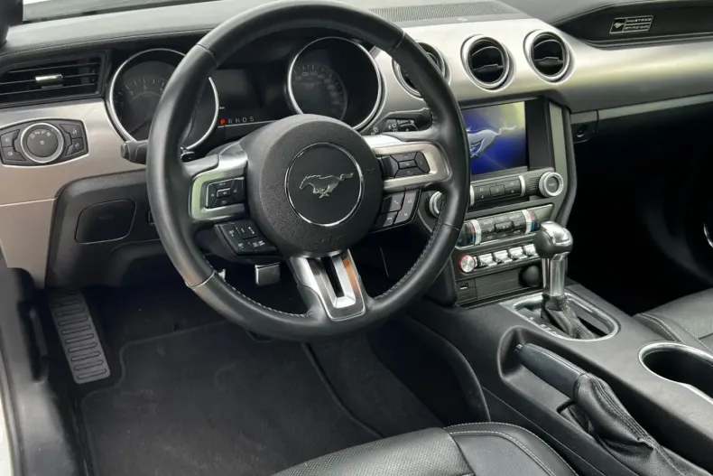 Ford Mustang din 2021 cu 29.880 km - oferta FOR113608 - foto 9