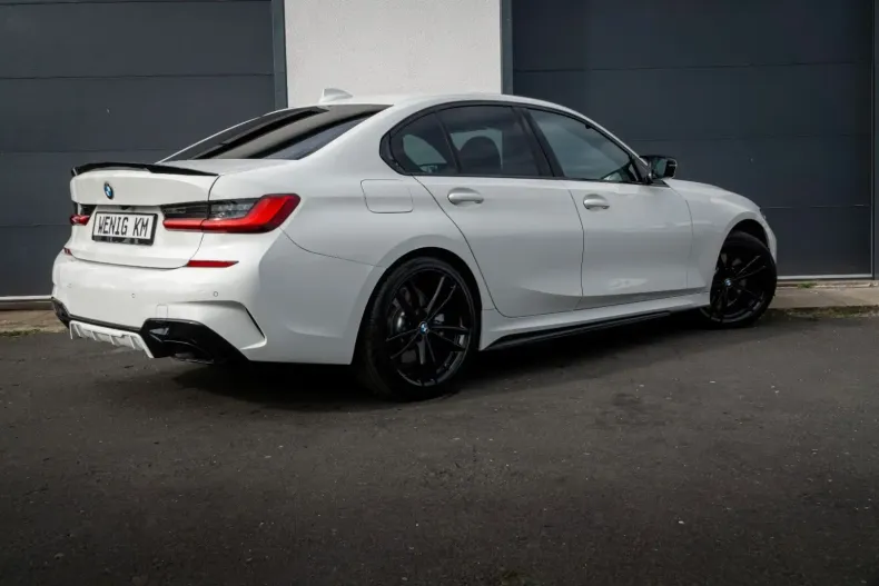 BMW 330 din 2020 cu 89.990 km - oferta BMW113612 - foto 5