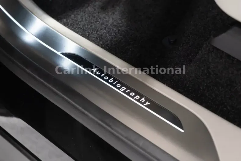 Land Rover Range Rover din 2025 cu 30 km - oferta LAN113616 - foto 19