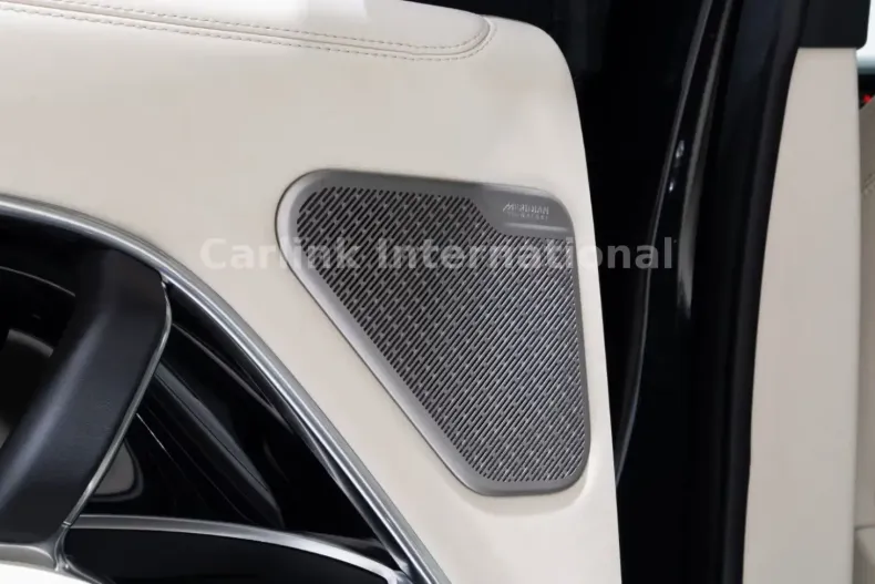 Land Rover Range Rover din 2025 cu 30 km - oferta LAN113616 - foto 26