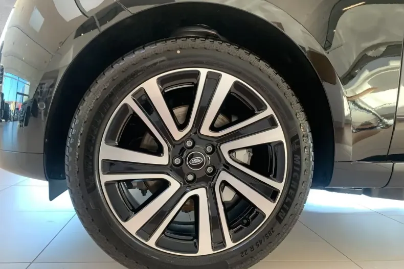 Land Rover Range Rover din 2025 cu 10 km - oferta LAN113617 - foto 5