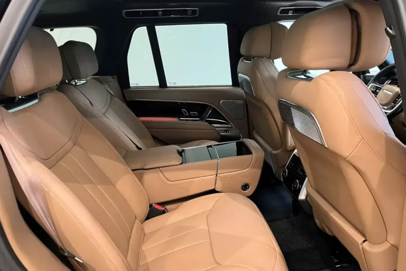 Land Rover Range Rover din 2025 cu 950 km - oferta LAN113618 - foto 7