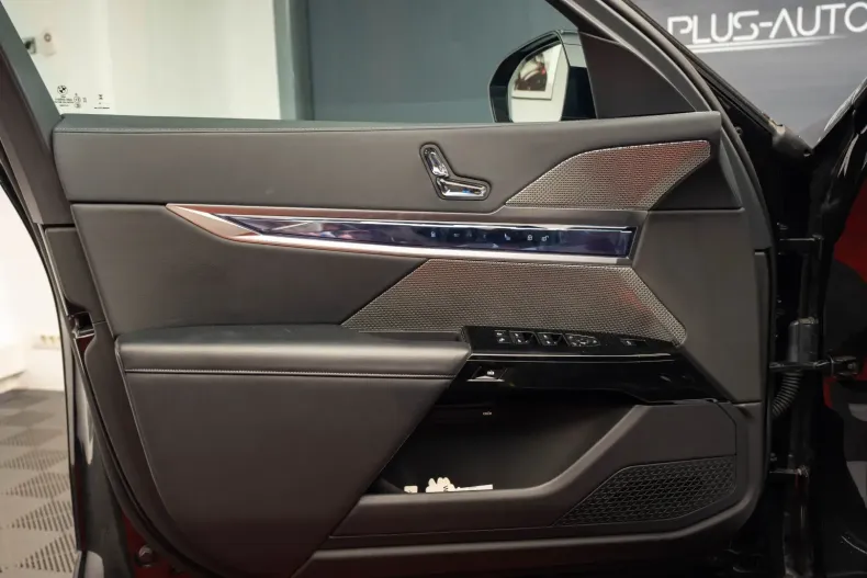 BMW 760 din 2023 cu 28.041 km - oferta BMW113619 - foto 10