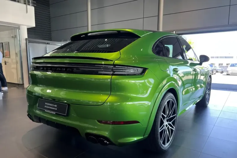 Porsche Cayenne din 2025 cu 10 km - oferta POR113622 - foto 3