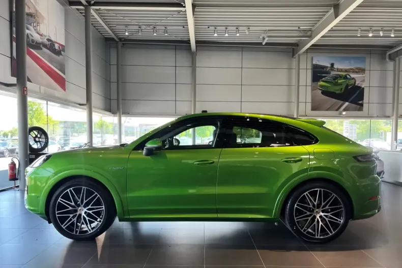 Porsche Cayenne din 2025 cu 10 km - oferta POR113622 - foto 6