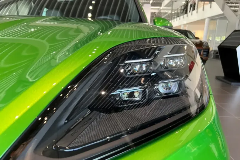 Porsche Cayenne din 2025 cu 10 km - oferta POR113622 - foto 9