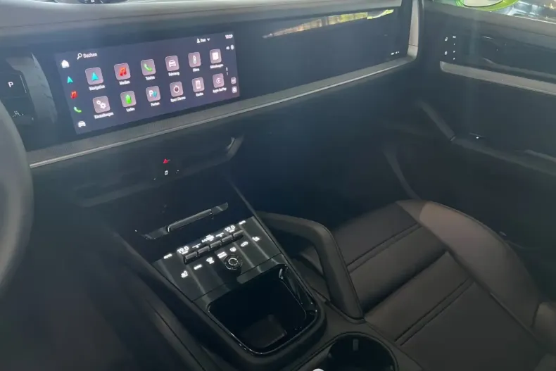 Porsche Cayenne din 2025 cu 10 km - oferta POR113622 - foto 17