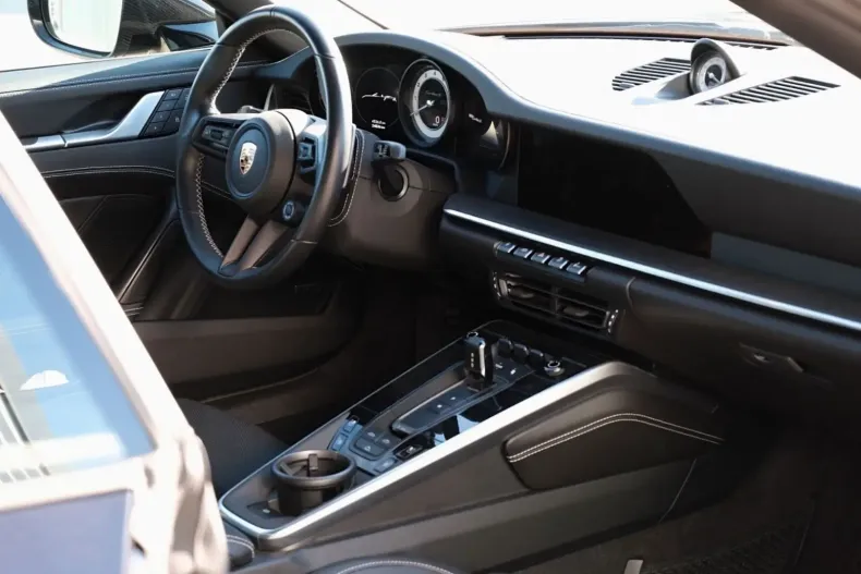 Porsche 992 din 2023 cu 32.500 km - oferta POR113624 - foto 18