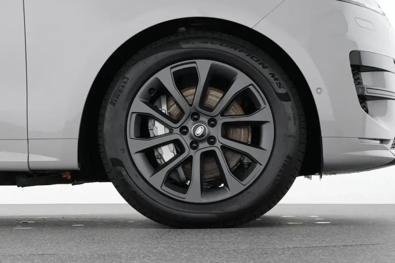 Land Rover Range Rover Sport din 2024 cu 6.520 km - oferta LAN113627 - foto 19