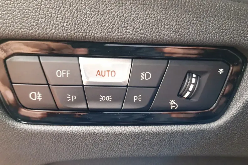 BMW 420 din 2024 cu 4.900 km - oferta BMW113630 - foto 8