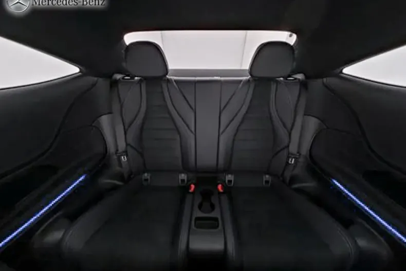 Mercedes-Benz CLE 200 din 2024 cu 14.900 km - oferta MER113636 - foto 9