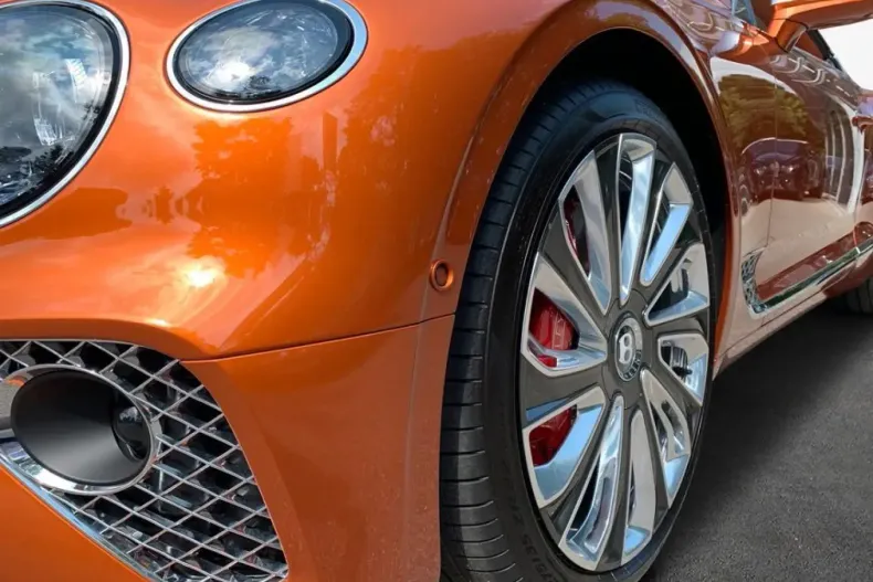 Bentley Continental din 2023 cu 1.111 km - oferta BEN113644 - foto 6