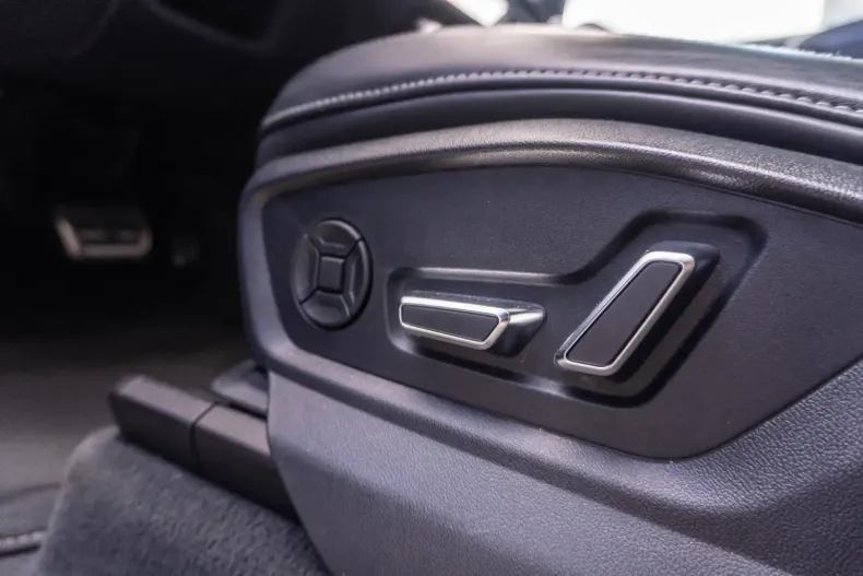 Audi SQ8 din 2020 cu 114.900 km - oferta AUD113645 - foto 12