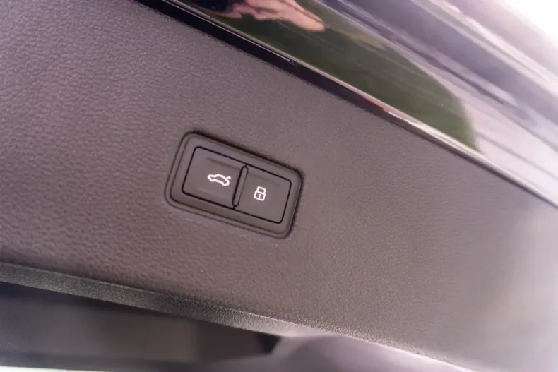 Audi SQ8 din 2020 cu 114.900 km - oferta AUD113645 - foto 34