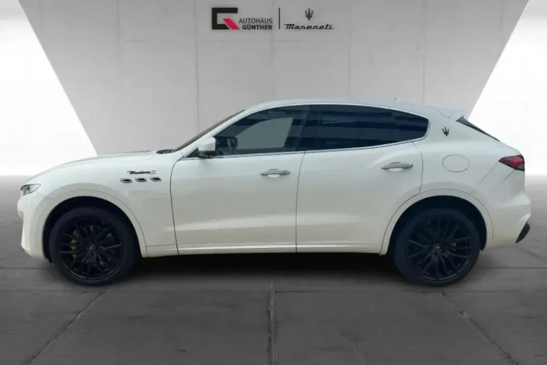 Maserati Levante din 2022 cu 47.892 km - oferta MAS113651 - foto 2