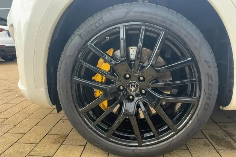 Maserati Levante din 2022 cu 47.892 km - oferta MAS113651 - foto 7