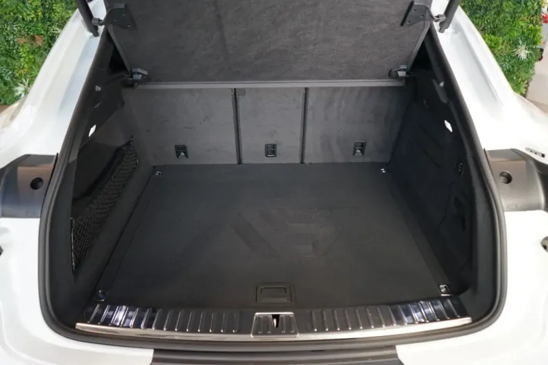 Porsche Cayenne din 2022 cu 30.760 km - oferta POR113656 - foto 14