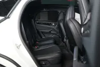 Porsche Cayenne din 2022 cu 30.760 km - oferta POR113656 - foto 15