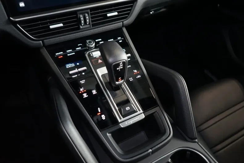 Porsche Cayenne din 2022 cu 30.760 km - oferta POR113656 - foto 20