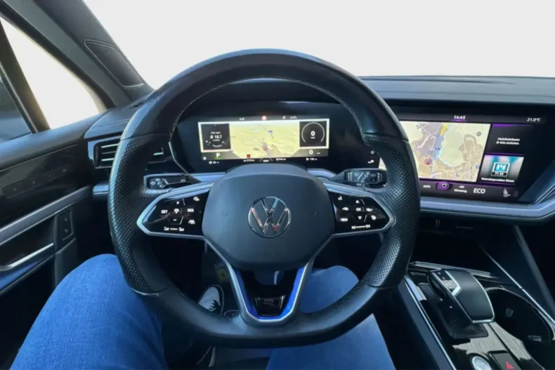 Volkswagen Touareg din 2021 cu 83.000 km - oferta VOL113660 - foto 21