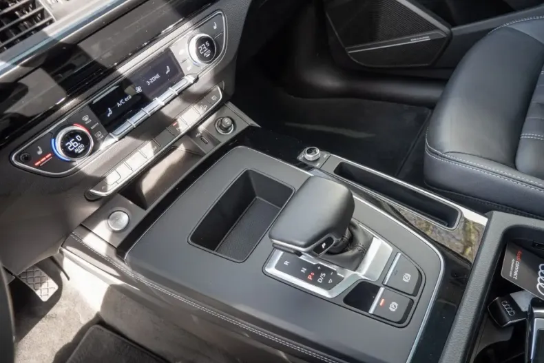 Audi Q5 din 2023 cu 42.399 km - oferta AUD113668 - foto 12