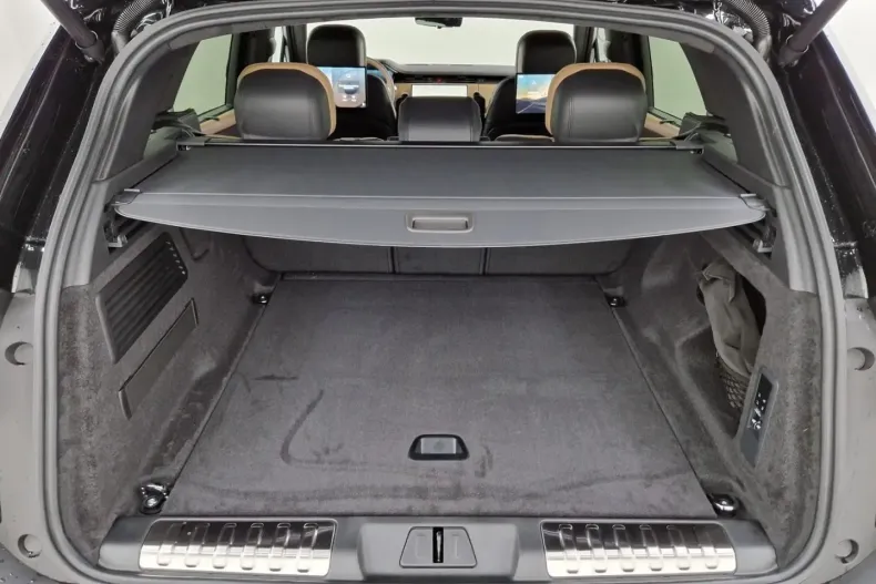 Land Rover Range Rover Sport din 2025 cu 10 km - oferta LAN113670 - foto 6