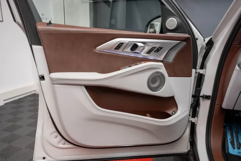 BMW XM din 2023 cu 16.800 km - oferta BMW113673 - foto 12