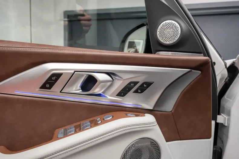 BMW XM din 2023 cu 16.800 km - oferta BMW113673 - foto 33