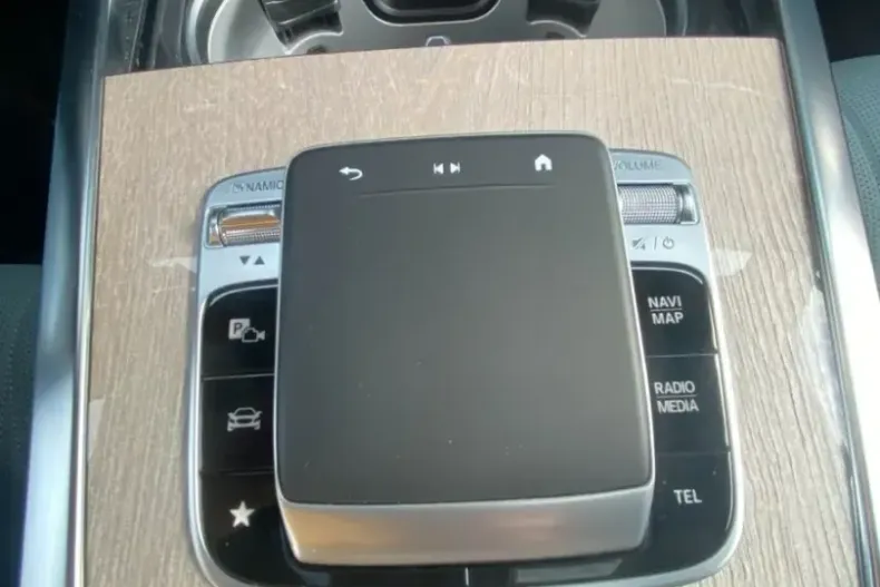 Mercedes-Benz G 63 AMG din 2025 cu 6.800 km - oferta MER113677 - foto 30