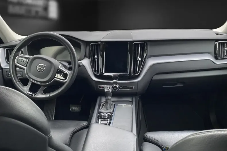 Volvo XC60 din 2020 cu 87.207 km - oferta VOL113680 - foto 12