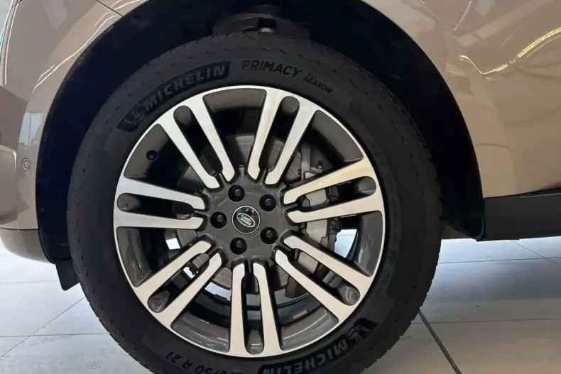 Land Rover Range Rover din 2023 cu 4.500 km - oferta LAN113686 - foto 9