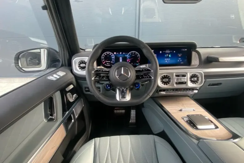 Mercedes-Benz G 63 AMG din 2024 cu 3.100 km - oferta MER113691 - foto 24