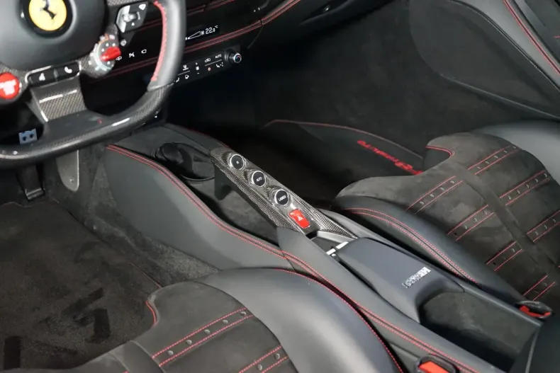 Ferrari F8 din 2022 cu 23.000 km - oferta FER113694 - foto 12