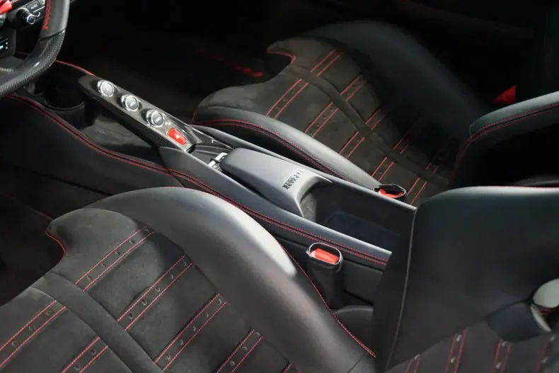 Ferrari F8 din 2022 cu 23.000 km - oferta FER113694 - foto 20