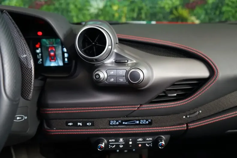 Ferrari F8 din 2022 cu 23.000 km - oferta FER113694 - foto 26