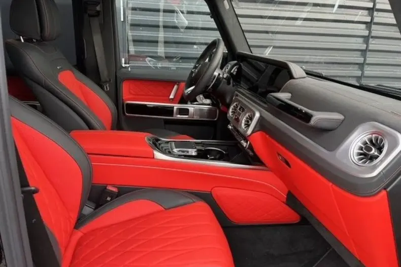 Mercedes-Benz G 63 AMG din 2024 cu 4.900 km - oferta MER113695 - foto 6