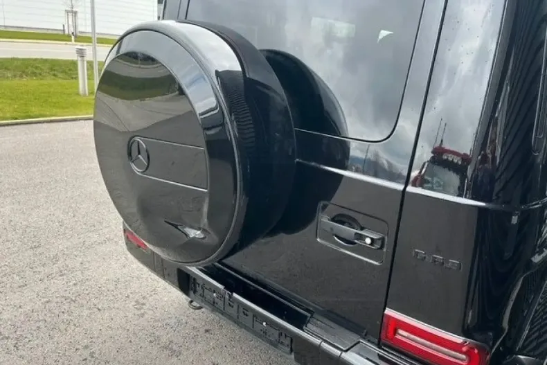 Mercedes-Benz G 63 AMG din 2024 cu 4.900 km - oferta MER113695 - foto 13