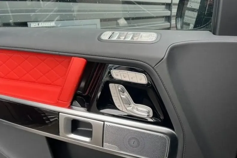 Mercedes-Benz G 63 AMG din 2024 cu 4.900 km - oferta MER113695 - foto 15